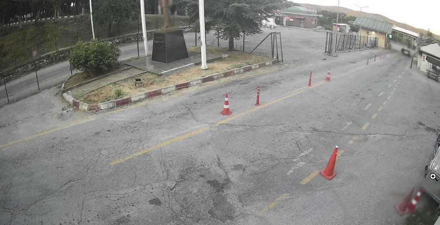 Dereköy Yolcu Giriş Peronları